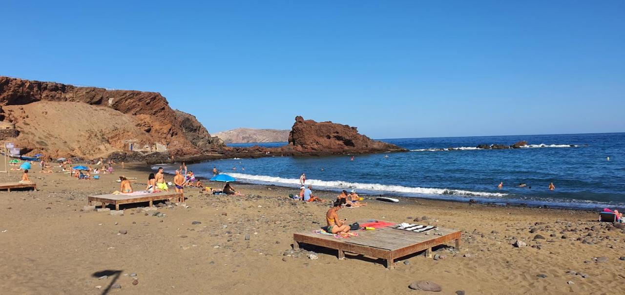 "The Red Crab Studio" By Bbhome At Gran Canaria Airport - Wifi 300 Mbps El Burrero Exterior photo
